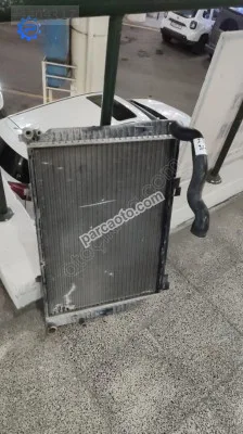 Mercedes SLK 1995 2001 model çıkma su radyatörü