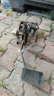 Chrysler 300 C çıkma fren pedalı