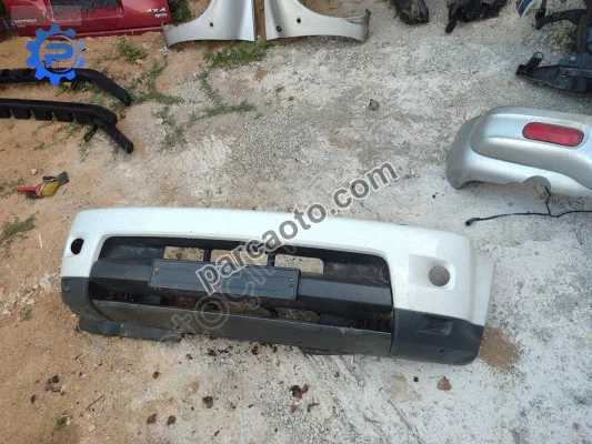 Range Rover Sport çıkma orijinal ön tampon hasarsız