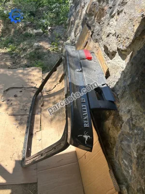 Renault 19 bagaj kapağı çıkma