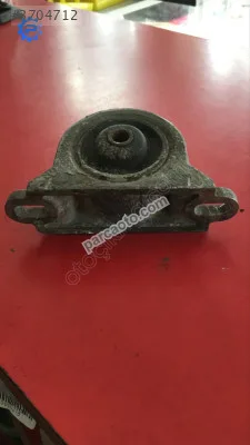 Lada niva şanzıman takozu orj çıkma 21211801012