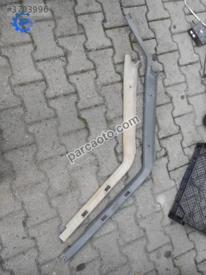 Cherokee xj ön cam direk bakaliti sağ