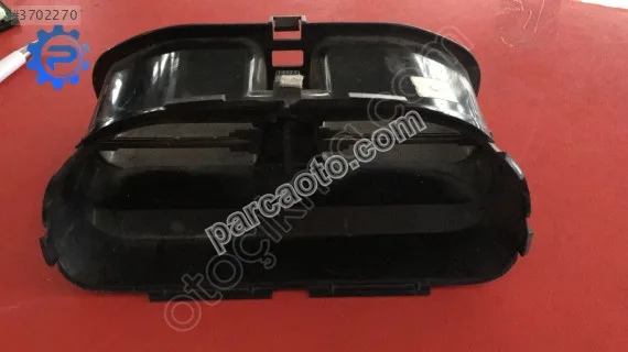Peugeot p 206 kalorifer orta difüzörü arka paneli orj çıkma