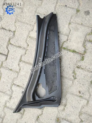 Pt cruiser ön cam ızgarası sağ