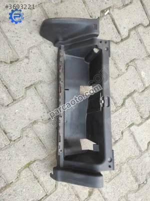 GRAND CHEROKEE TORPİDO ARKA KAPAĞI