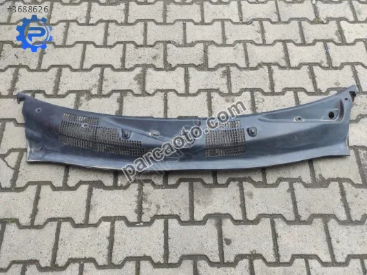 Wj grand cherokee ön cam ızgarası