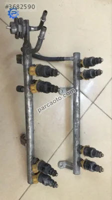 Jeep grand cherokee 95 yakıt enjektör orj çıkma 53007809
