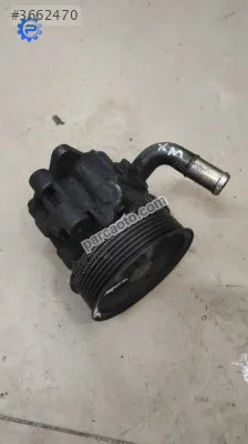 Wh grand cherokee 05-10 direksiyon pompası 52090454aa