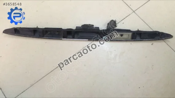 Hyundai excel plaka ışıkları ve bagaj butonu orj çıkma