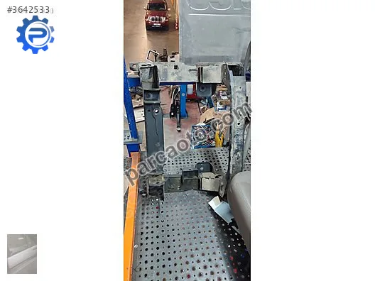 Dodge nitro çikma motor alt beşik