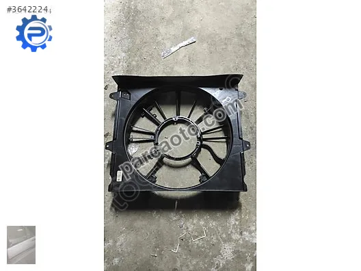 Wj 4.7 g Cherokee fan motor davlumbazi 52079986AB