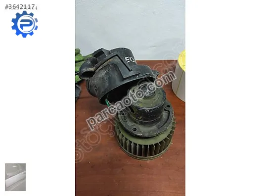 Crysler neon kalorifer motor 04644515