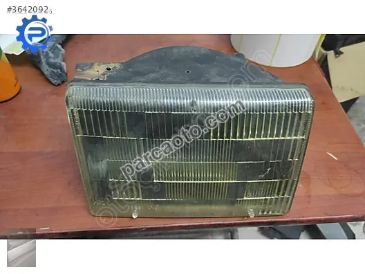 G Cherokee sağ far 95023y