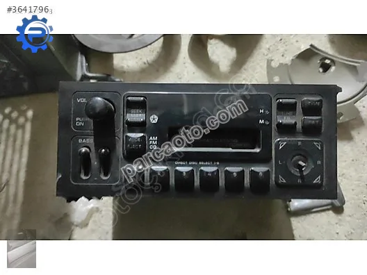 G cherokee orijinal teyp p4661999