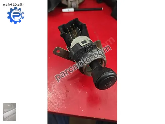 Strattus far düğme 4607086