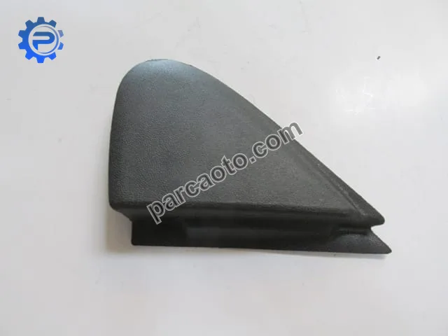 Renault fluence- 09/16; kapı ayna muskası sol (çamurluk üst üçgen plastiği)