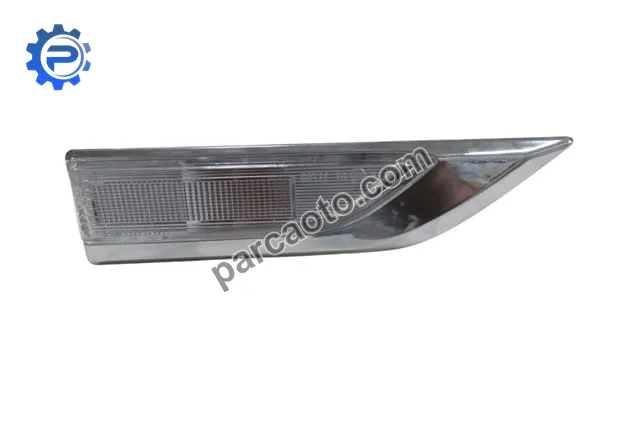 Volkswagen caddy- 15/18; çamurluk sinyali sağ beyaz (nikelaj çerçeveli) (duylu/ampüllü)