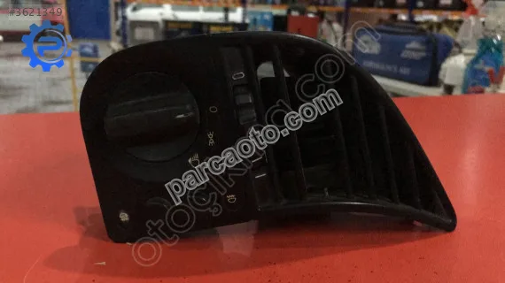 Bmw e36 kalorifer ızgarası ve far kontrol düğmesi 1387061