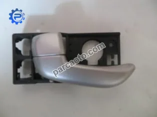 Hyundaı ı10- 08/11; ön kapı iç açma kolu sol gümüş gri