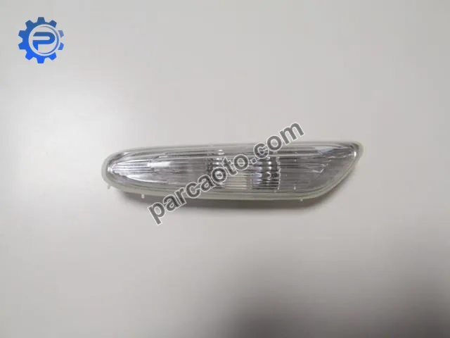 Bmw x1- e84- 09/15; çamurluk sinyali sağ beyaz (famella)