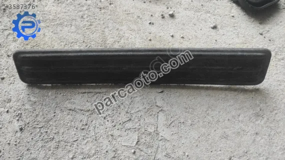 Wj g cherokee sol arka eşik bakaliti 5gh23trmaa