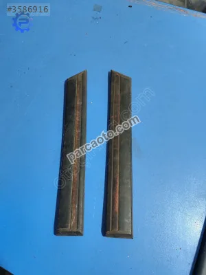Land Rover çıkma çamurluk çıtası