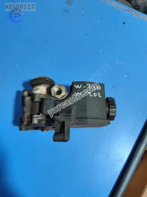 Mercedes w210 W 202 çıkma direksiyon pompası