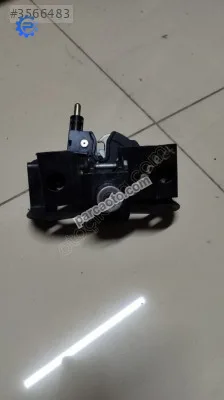 Ford Connect çıkma kaput kilidi