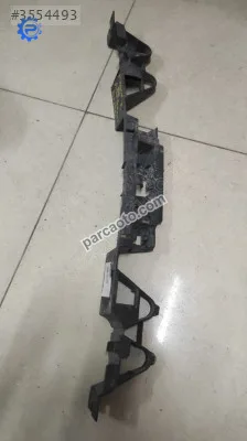 Megane 2 arka tampon braketi orj 8200146040