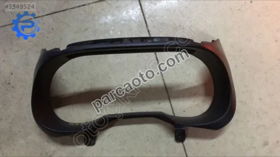 Punto gösterge paneli kapağı maskesi 735335669