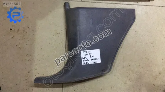 Hilux 01-05 sol ön köşe bakaliti 62122-35040