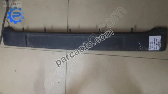 Clio 01-06 ön tampon orta döşeme bandı 8200074466