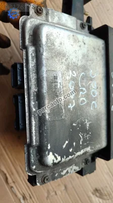 Chrysler 300 C 2007 çıkma ecu kontrol modülü P04692032AK