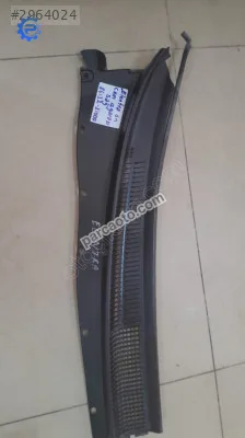 Elentra ön cam ızgarası  sağ 86132-21000