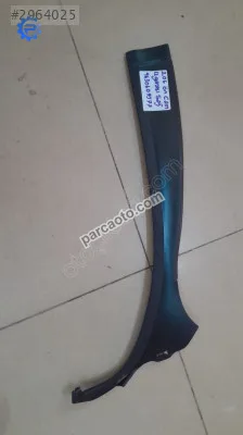 206 ön cam ızgarası sağ 9630607377