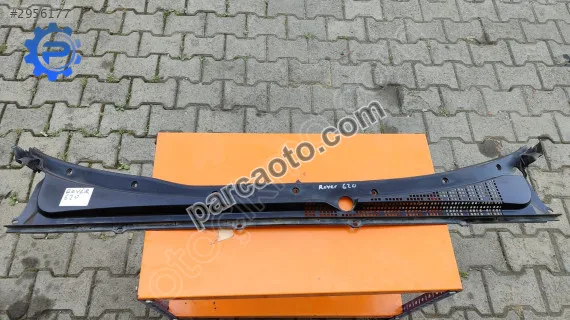 Reklam Rover 620 çıkma ön cam ızgarası