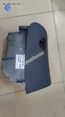 Fiat Bravo 98 model çıkma torpido kutusu kapak