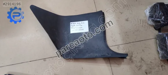 Mercedes w210 kasa sağ ön ayak bölümü kaplaması 2106800206
