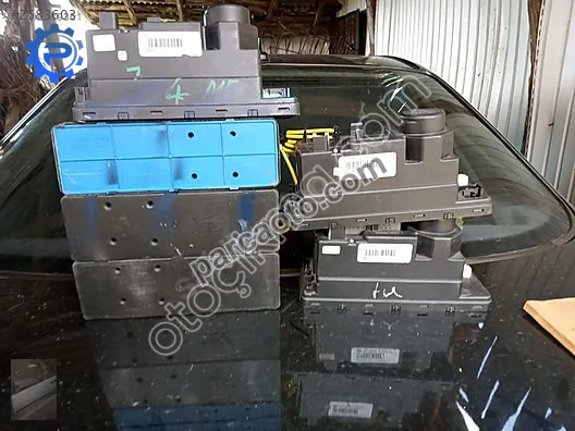 w210 merkezi kilit motoru