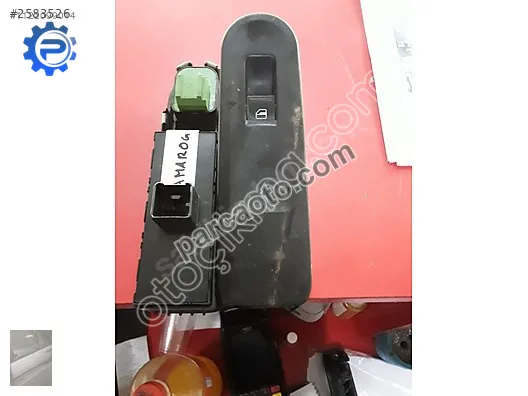 Volswagen amarok sağ tekli cam düğme ve çerçeve