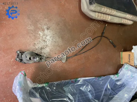 Çıkma ford fiesta vites kolu halatları