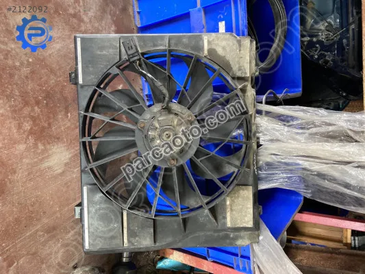 Çıkma chrysler grandwoyager fan davlumbası fan
