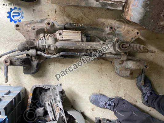 Çıkma volkswagen jetta travers