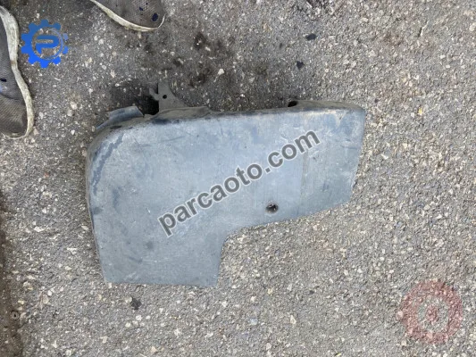 Renault trafik sağ arka tampon