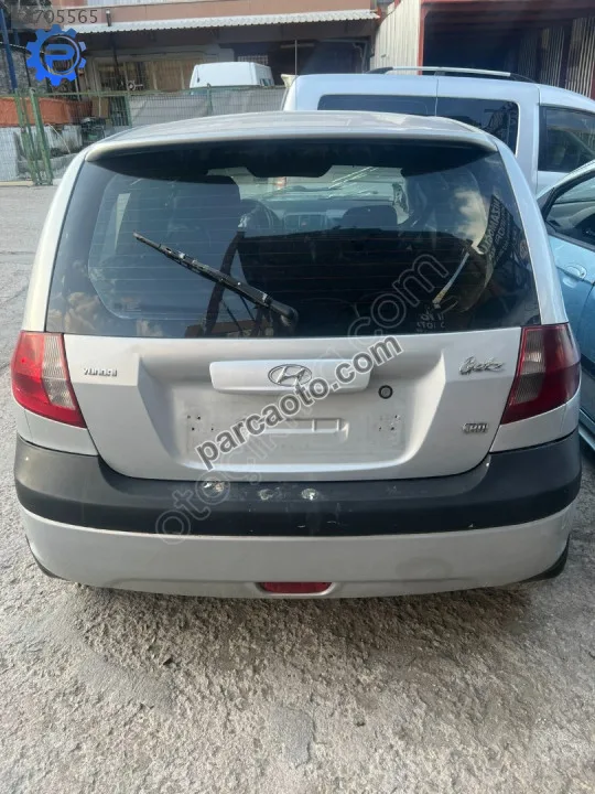 hyundai getz bagaj kapağı