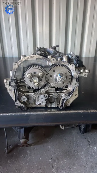 Navara D23 YS23 Silindir kapağı