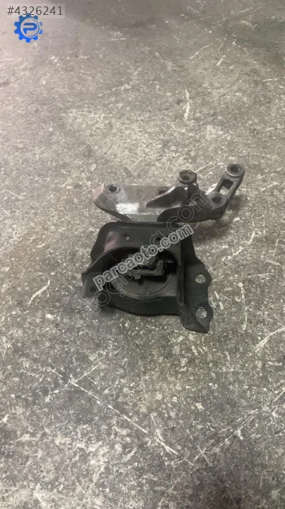Micra k13 motor kulağı yağlı kulak