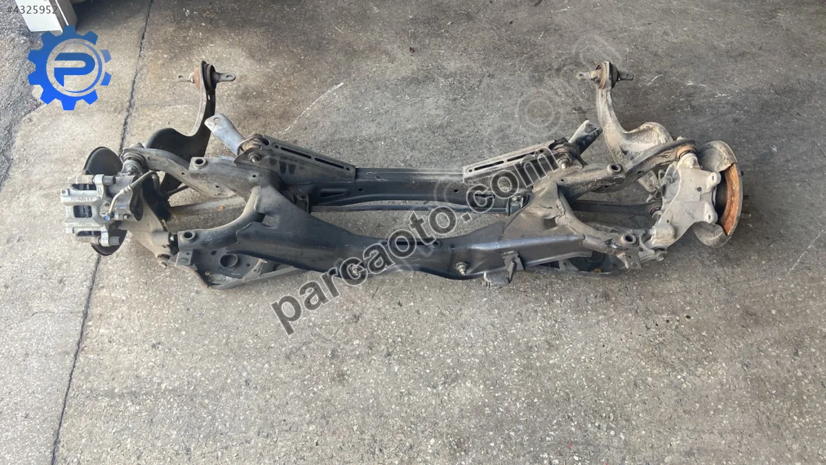 Honda FC5 Arka Dingil