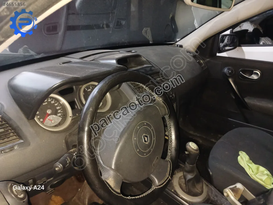 Renault megane 2 dolu göğüs airbag çıkma