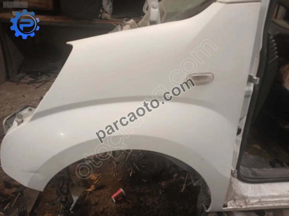 Fiat fiorino sol ön çamurluk çıkma beyaz hatasız